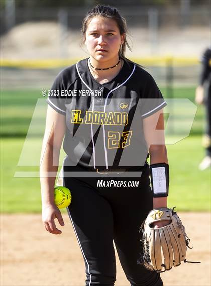 Thumbnail 3 in El Dorado @ Brea Olinda photogallery.