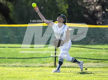 Thumbnail 2 in El Dorado @ Brea Olinda photogallery.