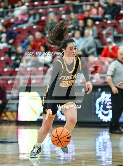 Thumbnail 1 in Morrilton vs Prairie Grove (AAA 4A-North Regional first round) photogallery.