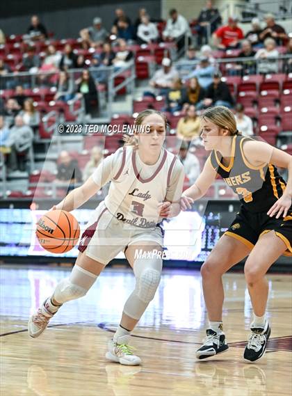 Thumbnail 2 in Morrilton vs Prairie Grove (AAA 4A-North Regional first round) photogallery.