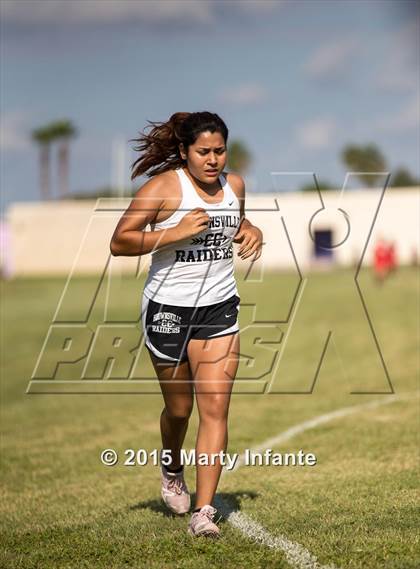 Thumbnail 3 in UIL 6A Cross Country Championships photogallery.