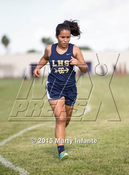 Thumbnail 2 in UIL 6A Cross Country Championships photogallery.