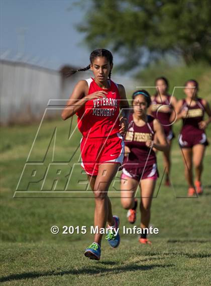 Thumbnail 2 in UIL 6A Cross Country Championships photogallery.