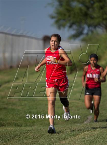 Thumbnail 1 in UIL 6A Cross Country Championships photogallery.