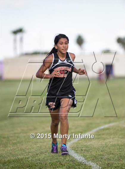 Thumbnail 2 in UIL 6A Cross Country Championships photogallery.