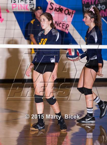 Thumbnail 1 in Beyer vs Gregori photogallery.