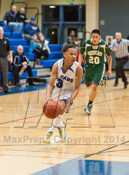 Thumbnail 2 in Moreau Catholic @ Newark Memorial photogallery.