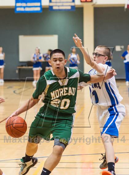 Thumbnail 2 in Moreau Catholic @ Newark Memorial photogallery.