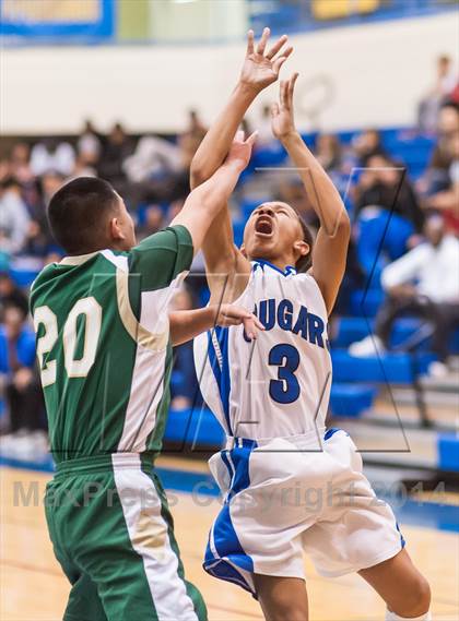 Thumbnail 3 in Moreau Catholic @ Newark Memorial photogallery.