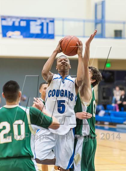 Thumbnail 3 in Moreau Catholic @ Newark Memorial photogallery.