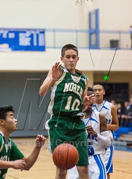 Thumbnail 3 in Moreau Catholic @ Newark Memorial photogallery.