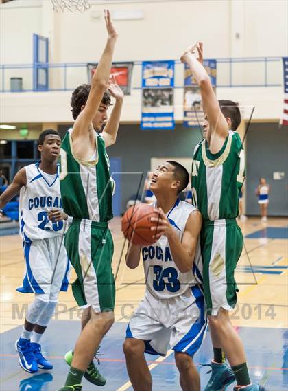 Thumbnail 1 in Moreau Catholic @ Newark Memorial photogallery.