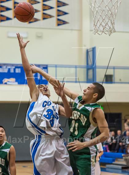 Thumbnail 2 in Moreau Catholic @ Newark Memorial photogallery.
