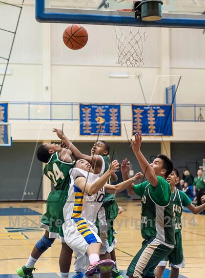 Thumbnail 3 in Moreau Catholic @ Newark Memorial photogallery.
