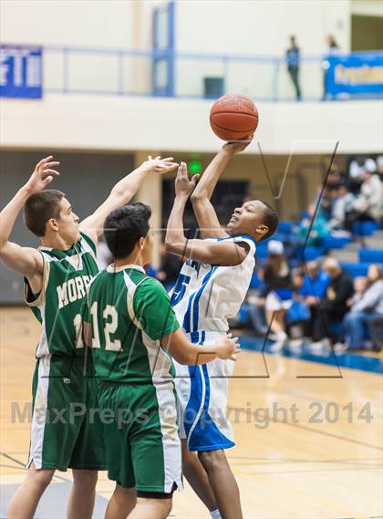 Thumbnail 2 in Moreau Catholic @ Newark Memorial photogallery.
