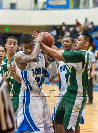 Thumbnail 3 in Moreau Catholic @ Newark Memorial photogallery.