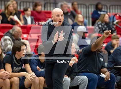 Thumbnail 3 in Houma Christian vs E.D. White (Darin Fontz Classic) photogallery.