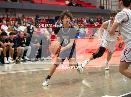 Thumbnail 2 in Houma Christian vs E.D. White (Darin Fontz Classic) photogallery.