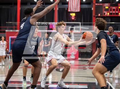 Thumbnail 2 in Houma Christian vs E.D. White (Darin Fontz Classic) photogallery.