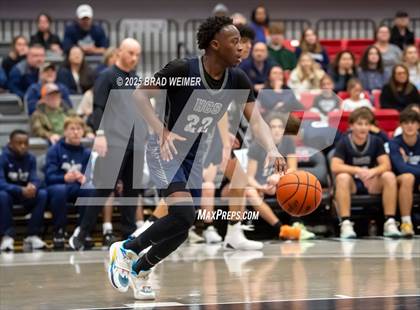 Thumbnail 1 in Houma Christian vs E.D. White (Darin Fontz Classic) photogallery.