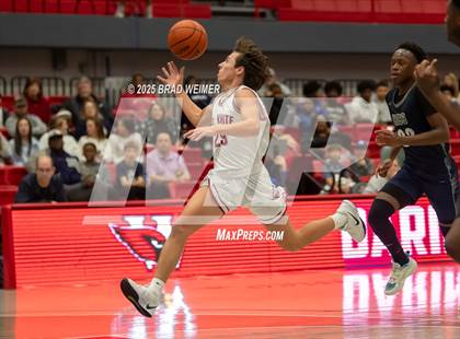 Thumbnail 1 in Houma Christian vs E.D. White (Darin Fontz Classic) photogallery.