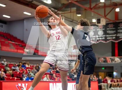 Thumbnail 2 in Houma Christian vs E.D. White (Darin Fontz Classic) photogallery.