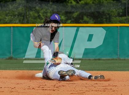 Thumbnail 2 in Swansea @ Bishop England (SCHSL Class AAA District Playoff) photogallery.