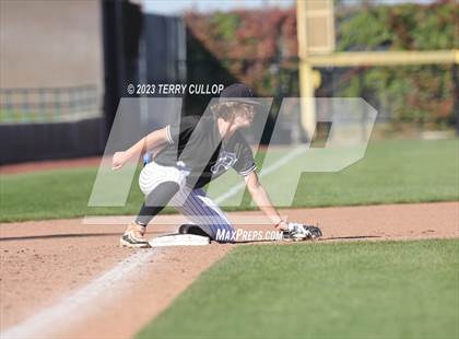 Thumbnail 2 in Altamont vs. Panguitch (UHSAA 1A Semifinal) photogallery.