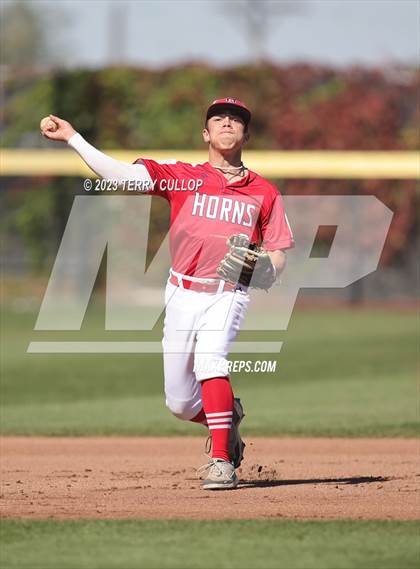 Thumbnail 2 in Altamont vs. Panguitch (UHSAA 1A Semifinal) photogallery.
