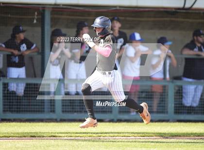 Thumbnail 3 in Altamont vs. Panguitch (UHSAA 1A Semifinal) photogallery.