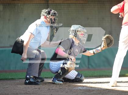 Thumbnail 1 in Altamont vs. Panguitch (UHSAA 1A Semifinal) photogallery.