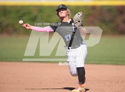 Thumbnail 3 in Altamont vs. Panguitch (UHSAA 1A Semifinal) photogallery.