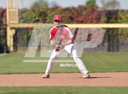Thumbnail 3 in Altamont vs. Panguitch (UHSAA 1A Semifinal) photogallery.