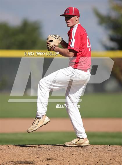 Thumbnail 2 in Altamont vs. Panguitch (UHSAA 1A Semifinal) photogallery.