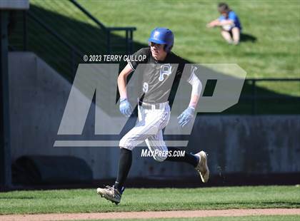 Thumbnail 3 in Altamont vs. Panguitch (UHSAA 1A Semifinal) photogallery.