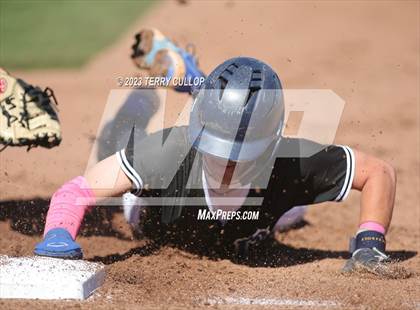 Thumbnail 1 in Altamont vs. Panguitch (UHSAA 1A Semifinal) photogallery.