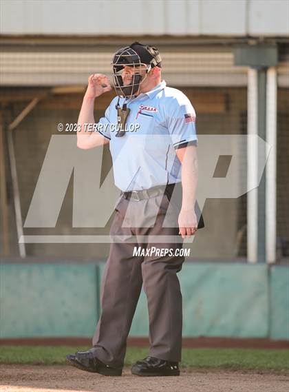 Thumbnail 2 in Altamont vs. Panguitch (UHSAA 1A Semifinal) photogallery.