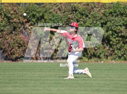 Thumbnail 3 in Altamont vs. Panguitch (UHSAA 1A Semifinal) photogallery.