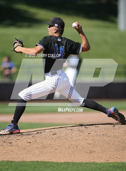 Thumbnail 1 in Altamont vs. Panguitch (UHSAA 1A Semifinal) photogallery.
