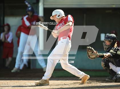 Thumbnail 2 in Altamont vs. Panguitch (UHSAA 1A Semifinal) photogallery.