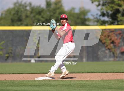Thumbnail 3 in Altamont vs. Panguitch (UHSAA 1A Semifinal) photogallery.