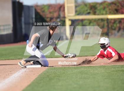 Thumbnail 3 in Altamont vs. Panguitch (UHSAA 1A Semifinal) photogallery.
