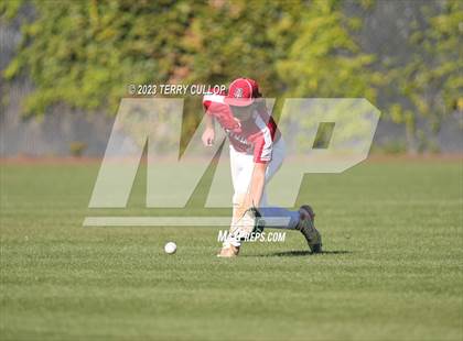 Thumbnail 2 in Altamont vs. Panguitch (UHSAA 1A Semifinal) photogallery.