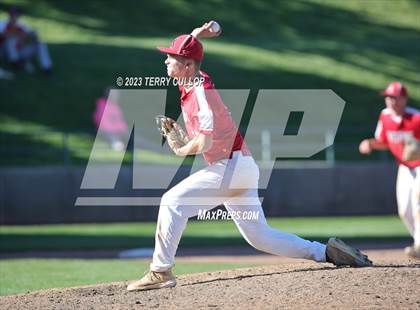 Thumbnail 3 in Altamont vs. Panguitch (UHSAA 1A Semifinal) photogallery.