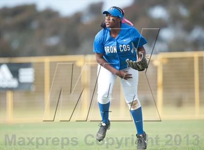 Thumbnail 2 in Rancho Bernardo Vs Bonita Vista (CIF SDS D2 Final) photogallery.