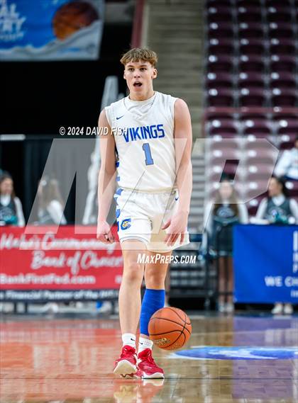 Thumbnail 3 in Coeur d'Alene vs. Lake City (IHSAA 5A Quarterfinal) photogallery.