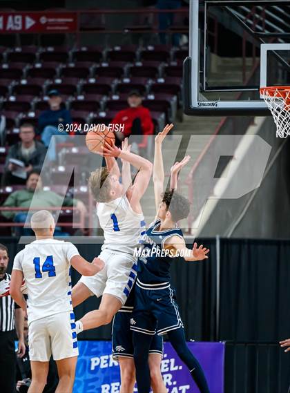 Thumbnail 2 in Coeur d'Alene vs. Lake City (IHSAA 5A Quarterfinal) photogallery.