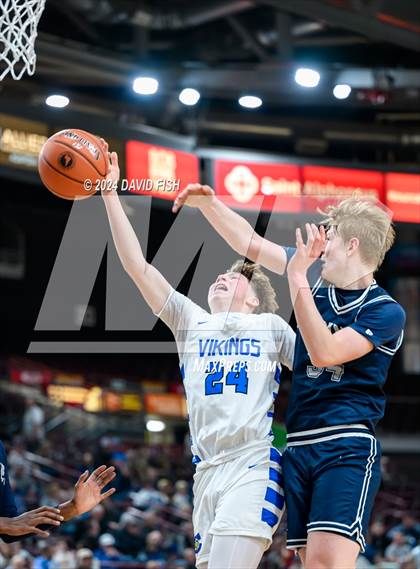 Thumbnail 3 in Coeur d'Alene vs. Lake City (IHSAA 5A Quarterfinal) photogallery.