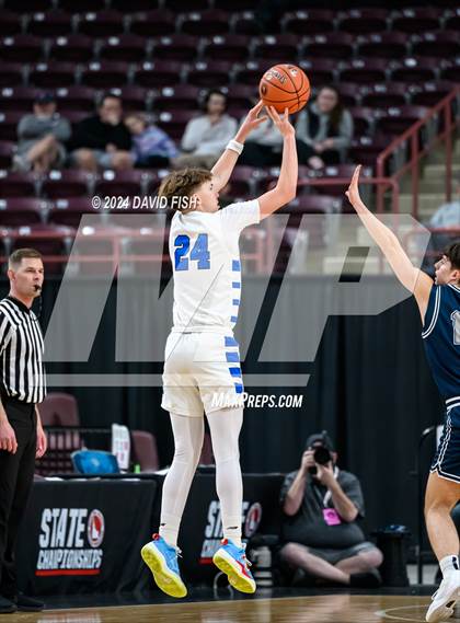 Thumbnail 1 in Coeur d'Alene vs. Lake City (IHSAA 5A Quarterfinal) photogallery.