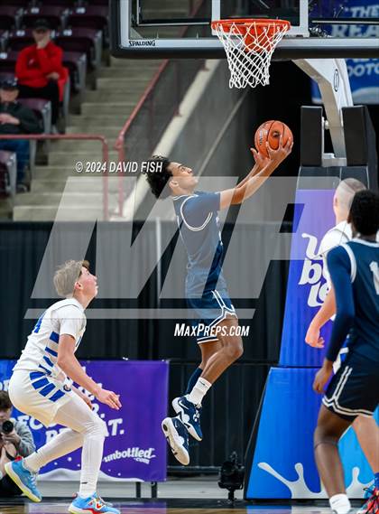 Thumbnail 1 in Coeur d'Alene vs. Lake City (IHSAA 5A Quarterfinal) photogallery.